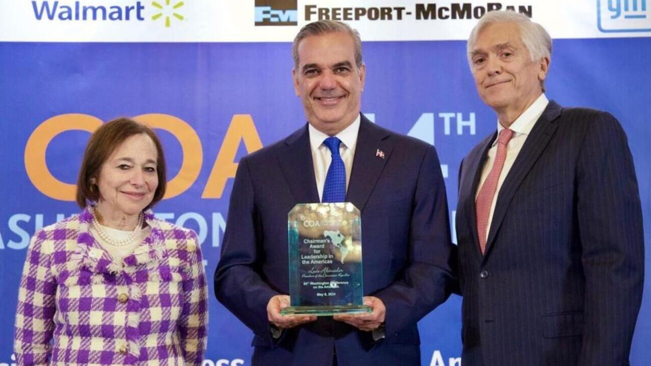 Luis Abinader, primer presidente dominicano en recibir premio Chairman’s Award for Leadership in the Americas por su liderazgo en la región